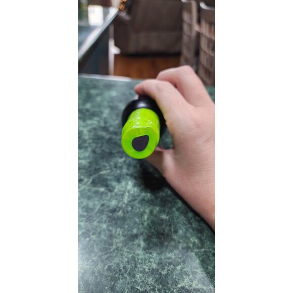 Gillette Labs Men's Face Wash Gentle Rapid, Vitamin B3, Cleanser - Picture 2 of 3